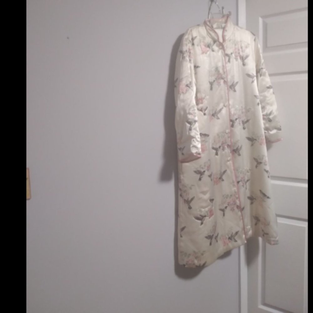 Vintage 1990s Hummingbird Floral Print House Lounge Coat - Picture 1 of 5